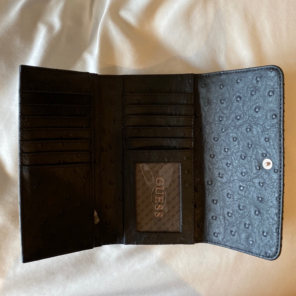 Guess Wallet